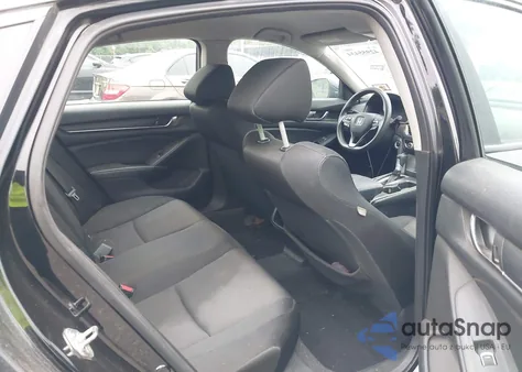 2018 Honda Accord Lx z USA, uszkodzony, nr VIN 1HGCV1F12JA105155